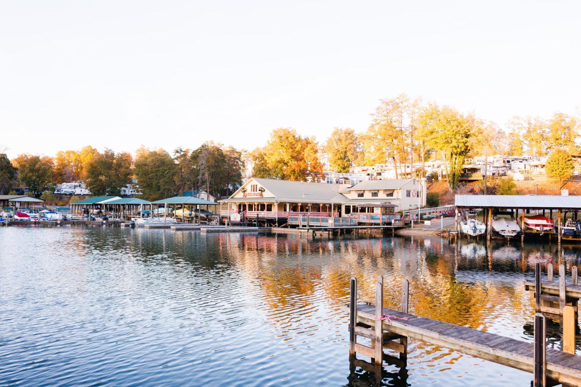 Halesford Harbour Resort - Smith Mountain Lake Moneta Kültér fotó